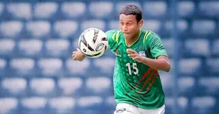 ঠাকুরগাঁওয়ে ইয়াবা ও দেশিয় অস্ত্রসহ আটক সাবেক ফুটবলার আশিক